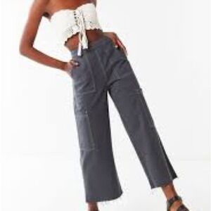 Refuge raw hem baggy cargo pants size 11